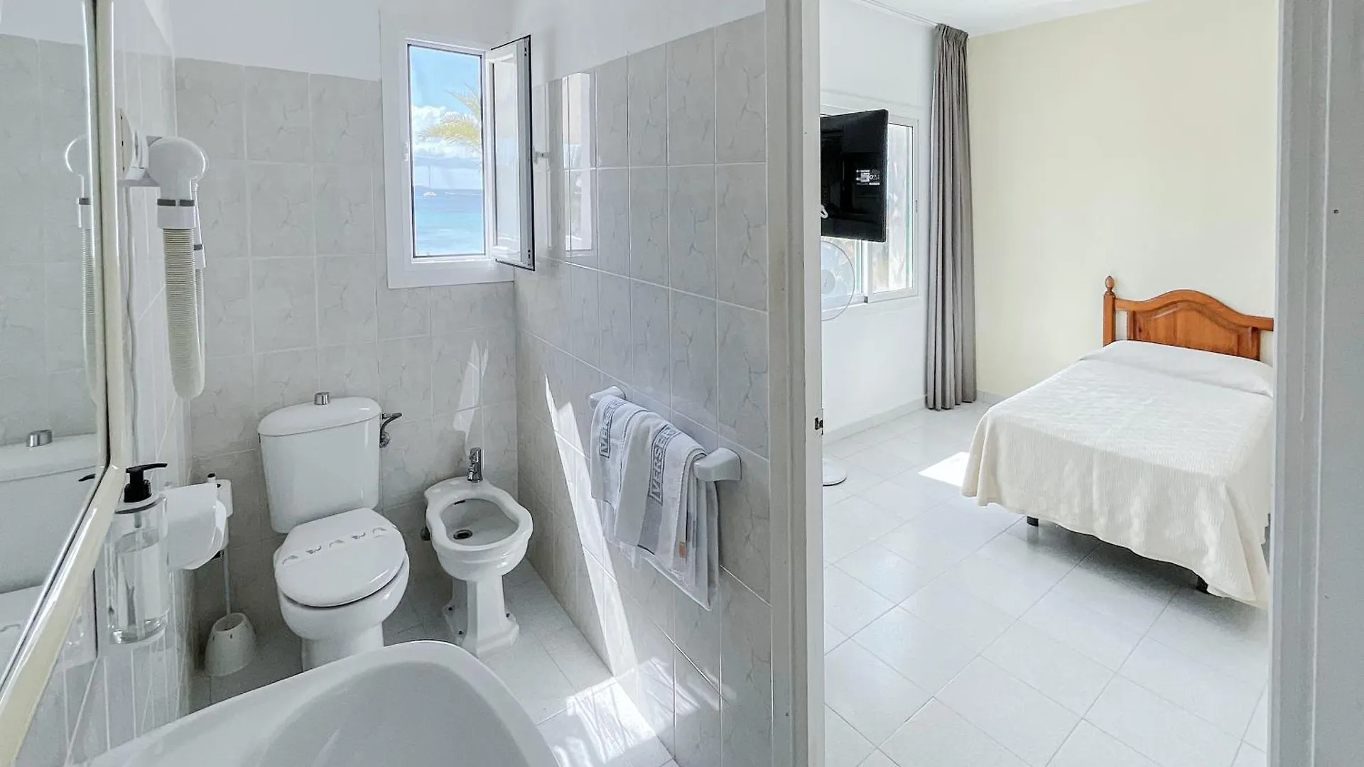 Hotel Figueretes İbiza Kenti İspanya